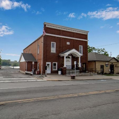 Webber Hotel Lyndonville Eksteriør billede